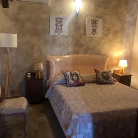 Due Palme - Vicino Giardini Naxos - Tatil Evi Calatabiano