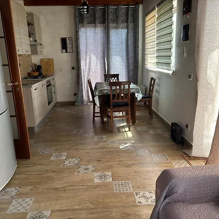 Due Palme - Vicino Giardini Naxos - Tatil Evi